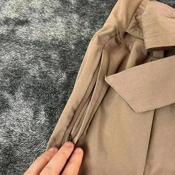 Athleta High-Rise Cardiff Pants Cuffed Pleated Belted Women's 10 Brown Pockets - Picture 3 of 12